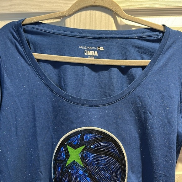 NEW! New Era Minnesota Timberwolves Sequin Long Sleeve Scoop Neck Tee Shirt M - Picture 3 of 7